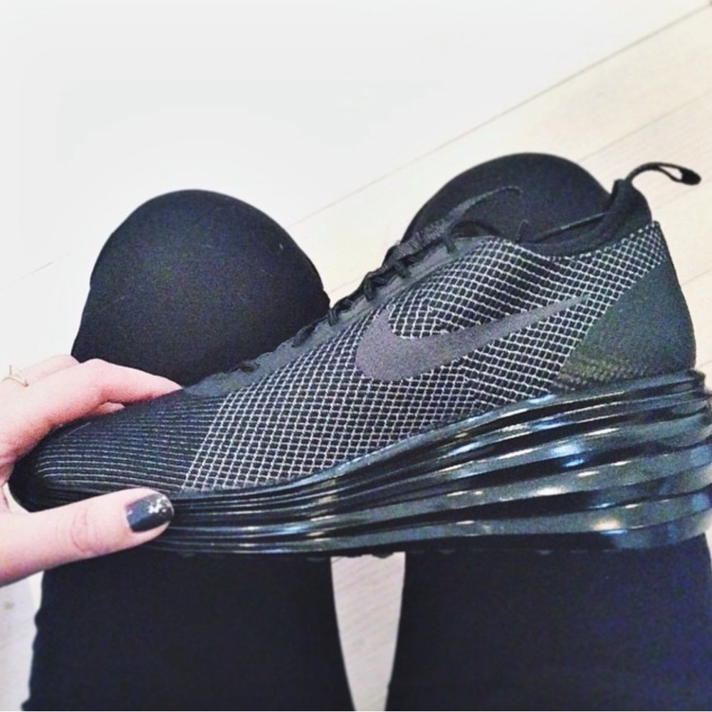 Nike Black Lunarlite Shoes Women’s Sneaker 10 - Picture 2 of 5